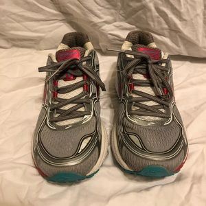 Brooks Ghost Running shoes